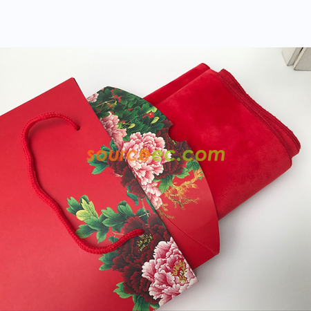 礼品订购围巾礼品盒广告