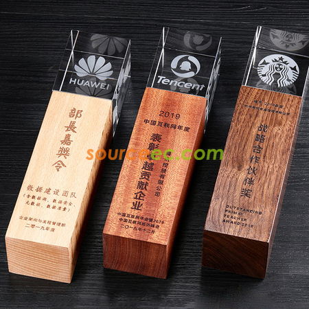 礼品订购木质水晶奖座广告