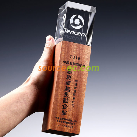 礼品订购木质水晶奖座广告