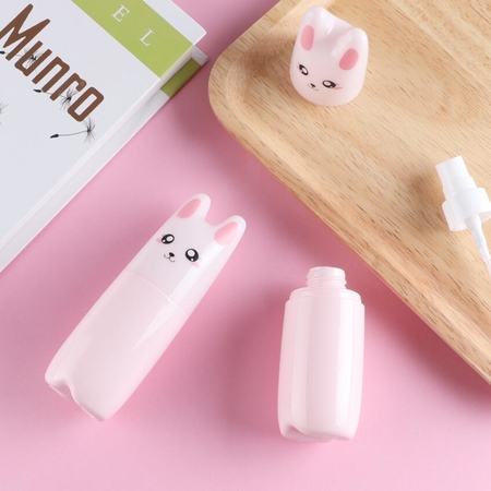 礼品订购猫咪卡通喷雾瓶广告