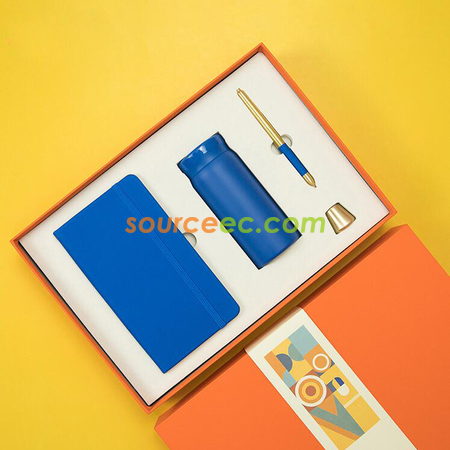 礼品订购商务套装礼品广告