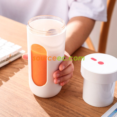 礼品订购300ML 便携USB充电榨汁杯广告