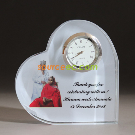 礼品订购爱心钟表水晶座广告