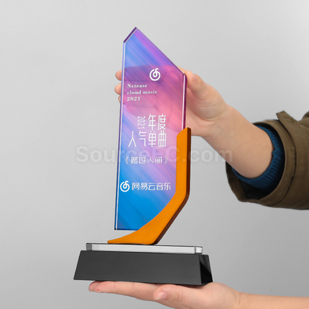 礼品订购金属水晶座广告