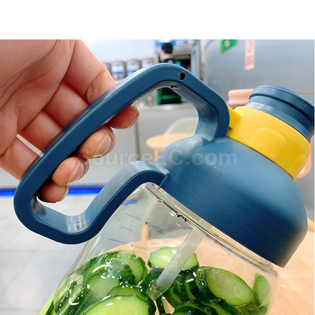 礼品订购超大容量运动水壶广告
