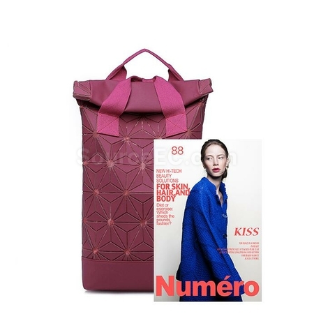 礼品订购几何菱格双肩背包广告