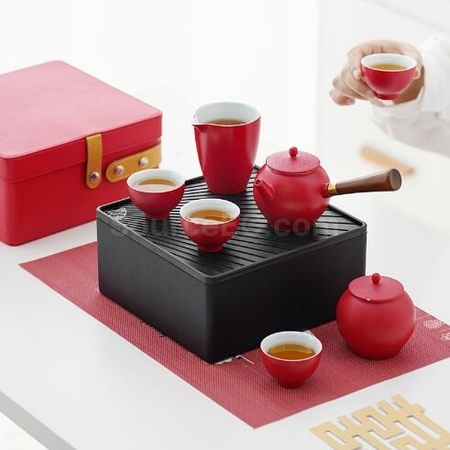 礼品订购茶具套装广告