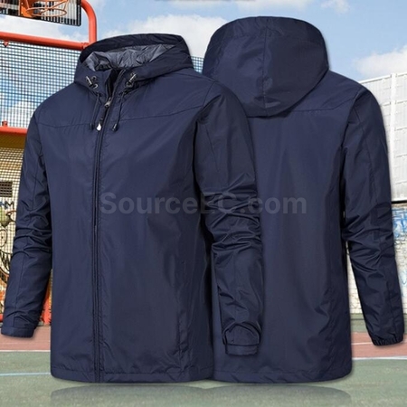 礼品订购登山防风防雨連帽冲锋衣广告