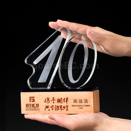 礼品订购周年水晶奖座广告