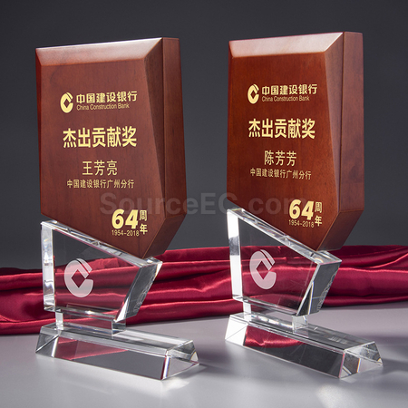 礼品订购木质水晶座广告