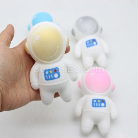 礼品订购太空人减压玩具广告