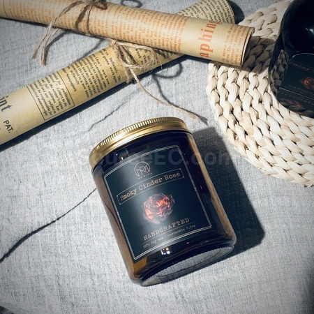 礼品订购SMOKY CINDER ROSE FRAGRANCE SOY CANDLE广告