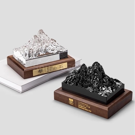 礼品订购定制冰山实木水晶奖座广告