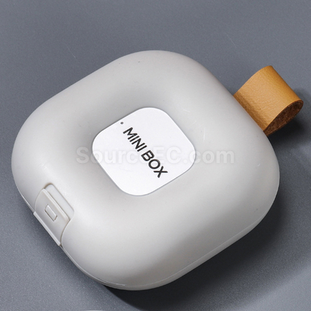 礼品订购便携挂绳分格翻盖密封药盒广告