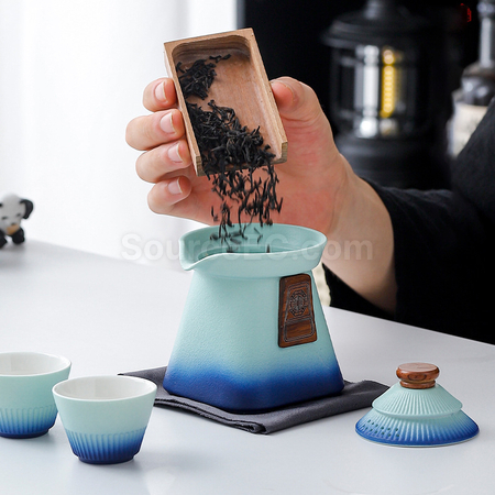 礼品订购旅行茶具套装广告