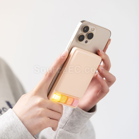 礼品订购键盘PD22.5W 10000毫安磁吸充电宝广告