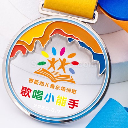 礼品订购亚克力奖牌广告