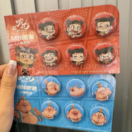 礼品订购哪吒徽章广告