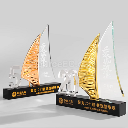 礼品订购创意帆船水晶奖座广告
