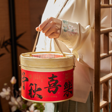 礼品订购手提抱抱桶礼盒广告