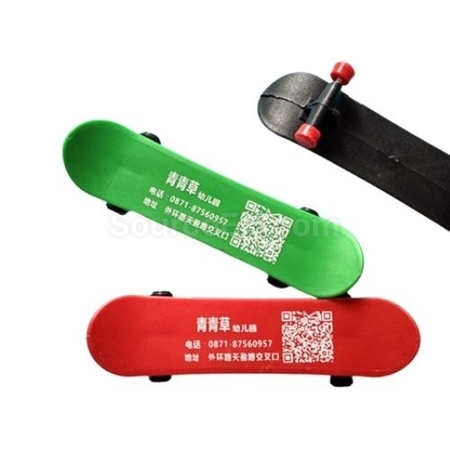 礼品订购指尖滑板广告