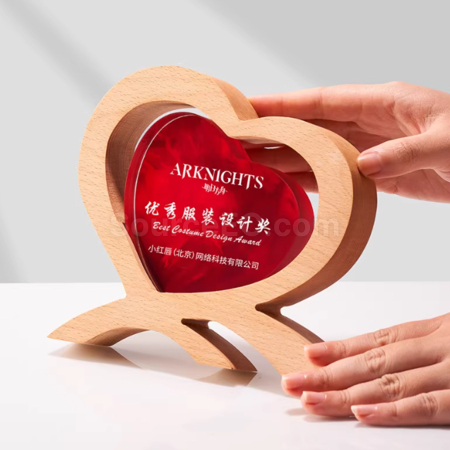 实木爱心水晶奖座