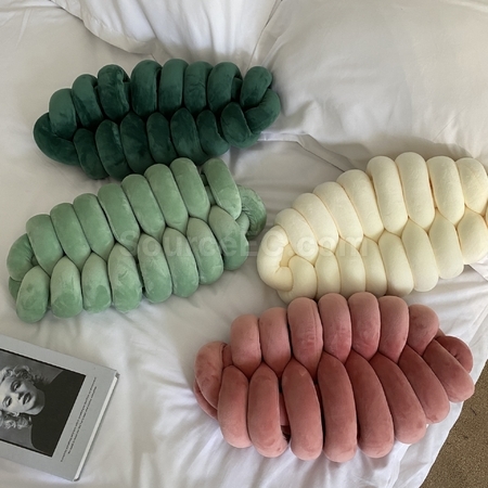 礼品订购毛毛虫编织坐垫广告