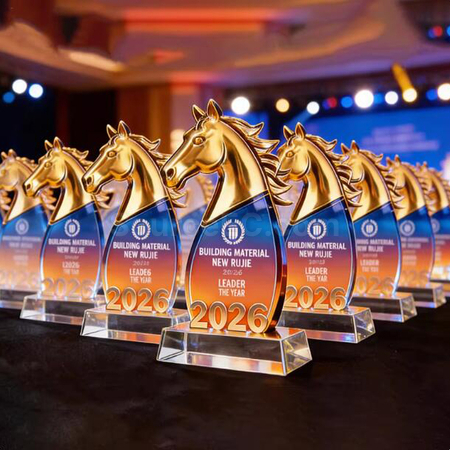 礼品订购马年水晶奖座广告