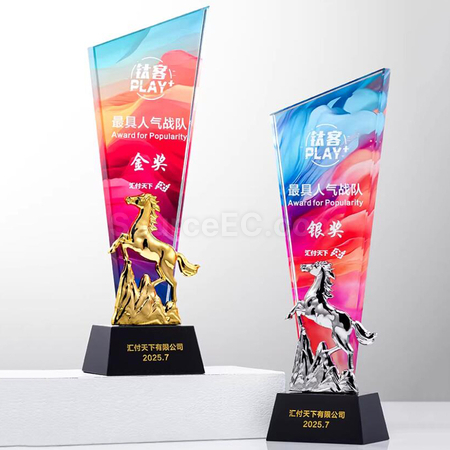礼品订购马年水晶奖座广告