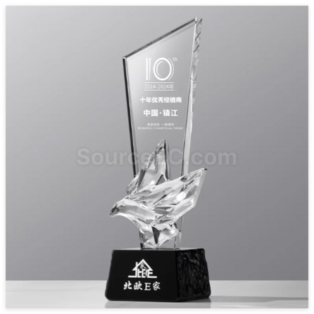 礼品订购炫彩飞鸽水晶奖座广告