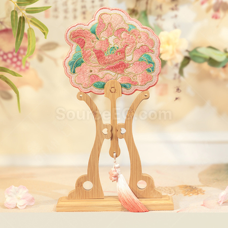 礼品订购古风小扇子广告