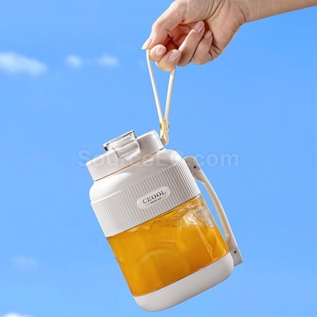 礼品订购便携式榨汁机广告