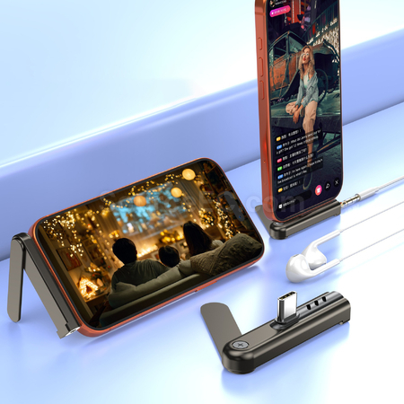 礼品订购Type-C转3.5mm音频转接头广告