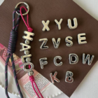 diy字母串珠手机链